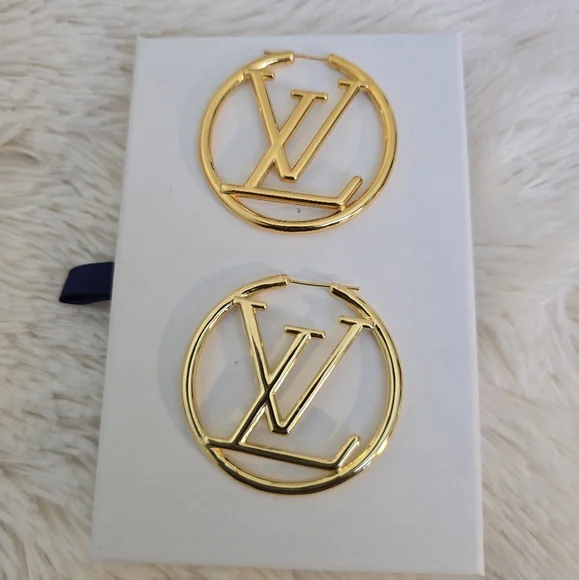 Gold Fashion Logo Hoop Pierced Earrings 2 sizes - Picture 9 of 15